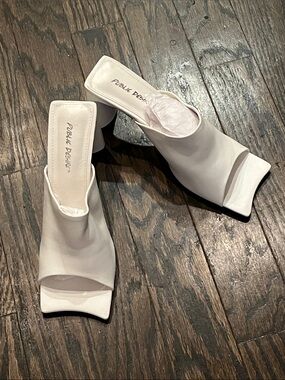 NWT- PUBLIC DESIRE- 9.5-10 US (UK 7) FAUX LEATHER SLIDE HEELS